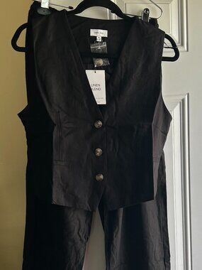 LOVE TREE Premium Boutique 2-Piece Linen Set - Vest & Cargo Wide Leg